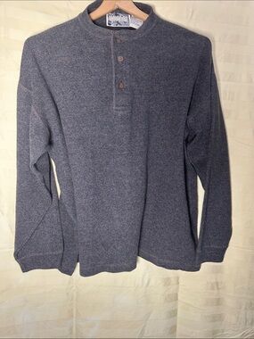 Men’s V-Neck Henley Sweater in Charcoal Gray